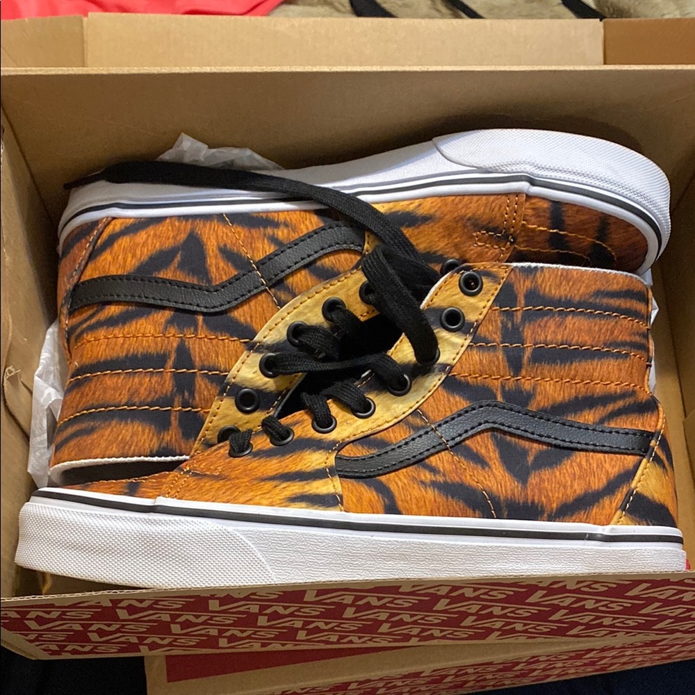 Tiger vans